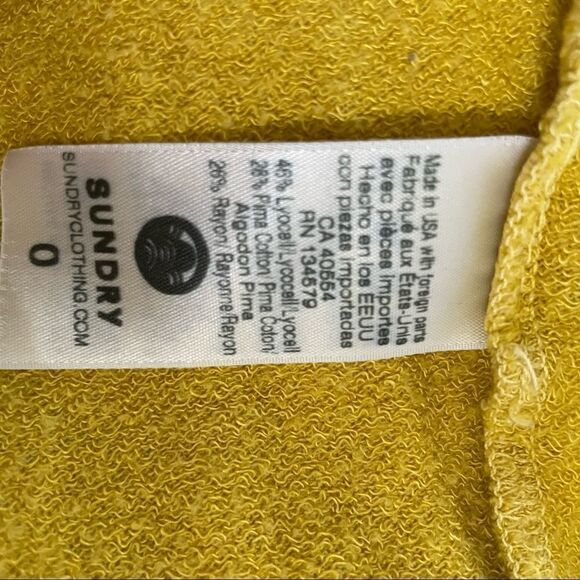 Sundry ~ DARLIN' Long Sleeved ~
Mustard Yellow ~ Terry Cloth ~ size 0/XS - Picture 4 of 10